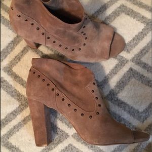 Vince Camuto Bootie